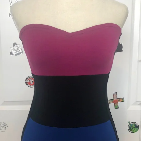 Motel Rocks color block strapless fitted mini party dress. NWOT!  Sz S - Picture 2 of 8